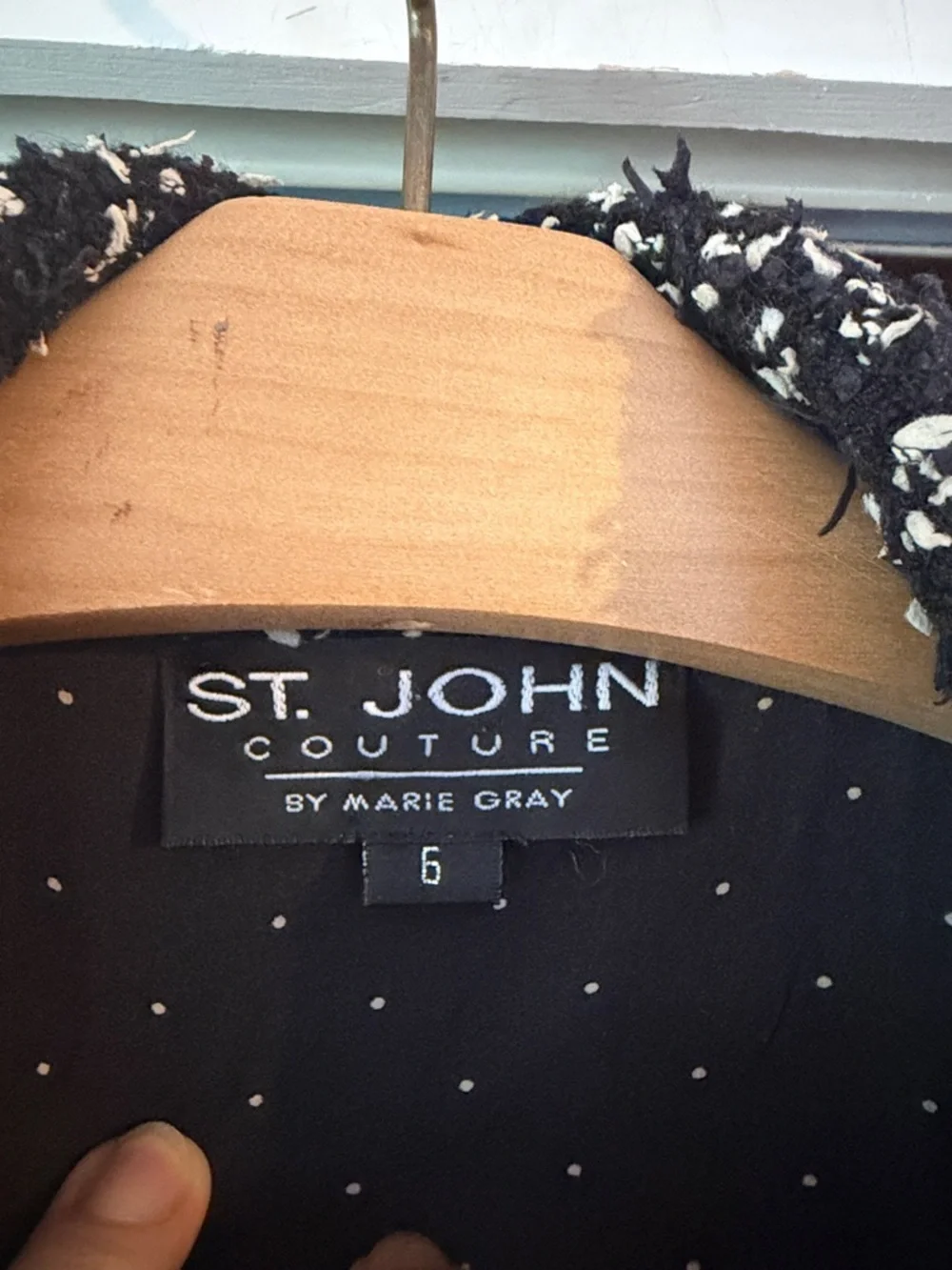 St John Black and white tweed Couture 2 piece suit size 6